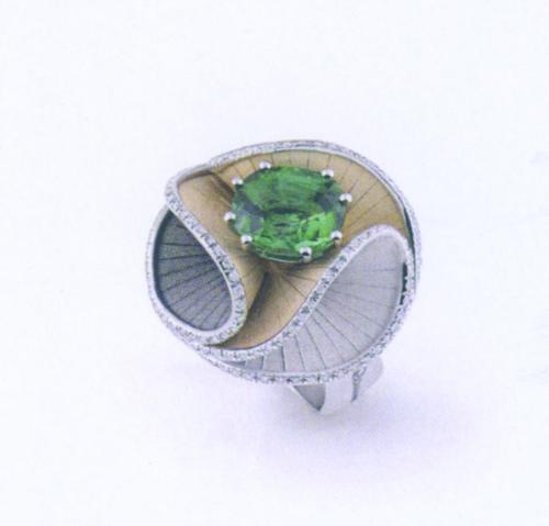 Golden ring - green tourmaline, diamonds0,42ct