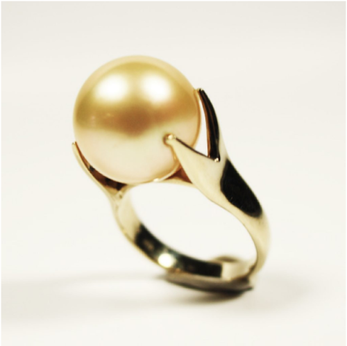 A ring with a South Sea pearl