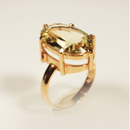 Ring with citrine